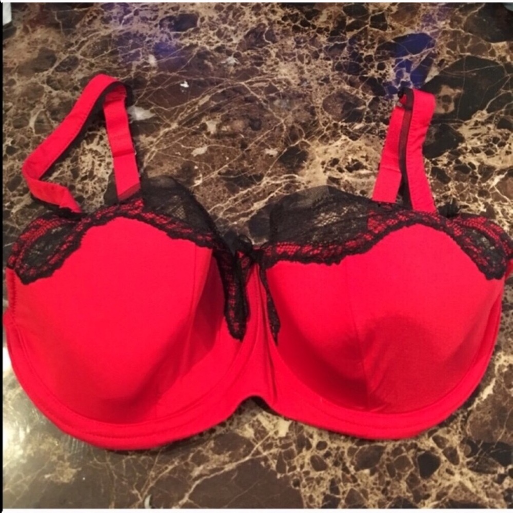 NWOT‼️ FAST SHIPPING‼️